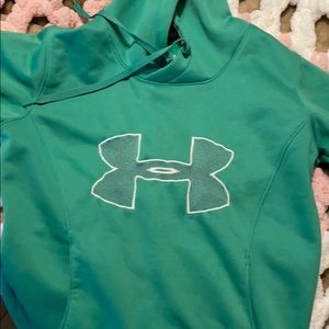 Under Aumor Sewatshirt